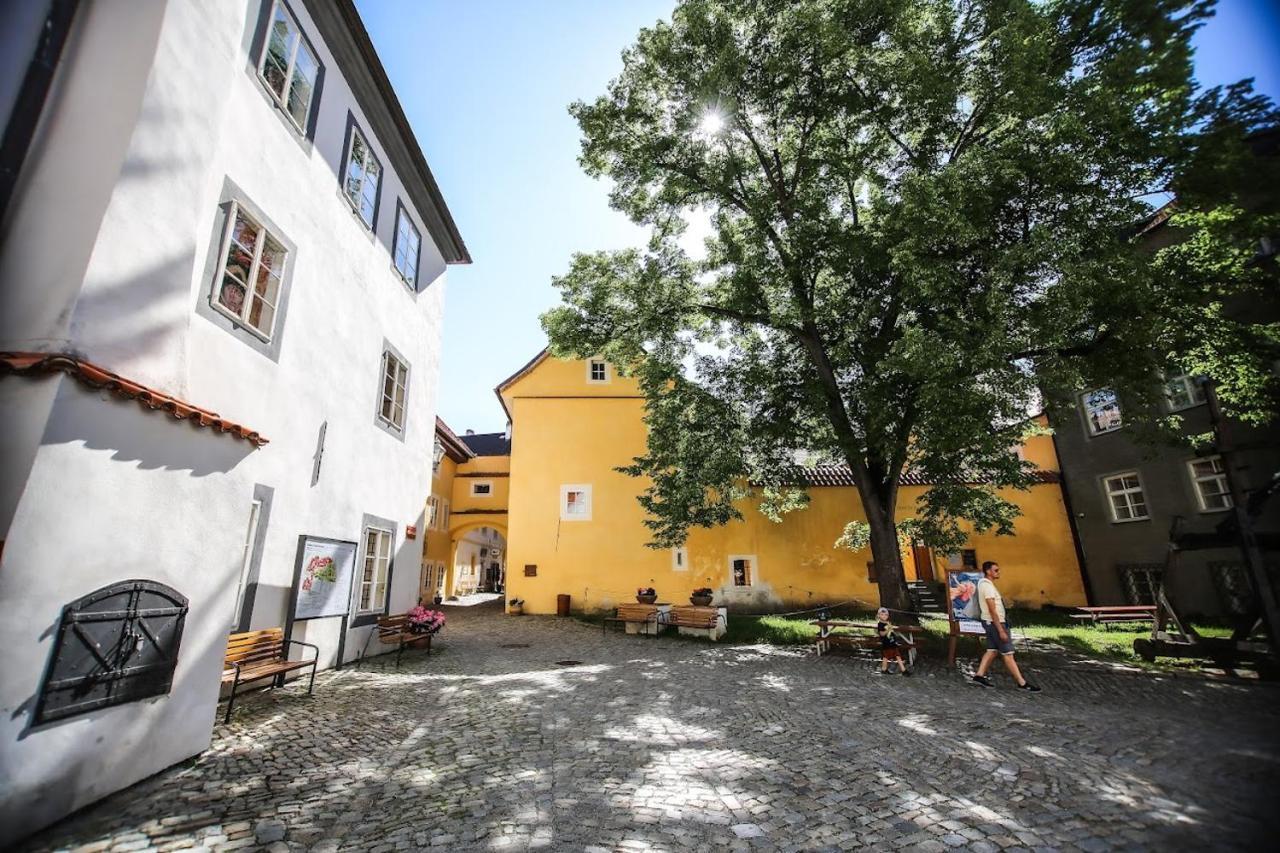 Klasterni Apartmany 체스키크룸로프 외부 사진