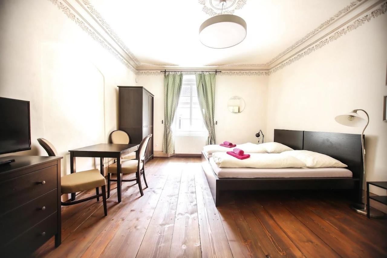 Klasterni Apartmany 체스키크룸로프 외부 사진